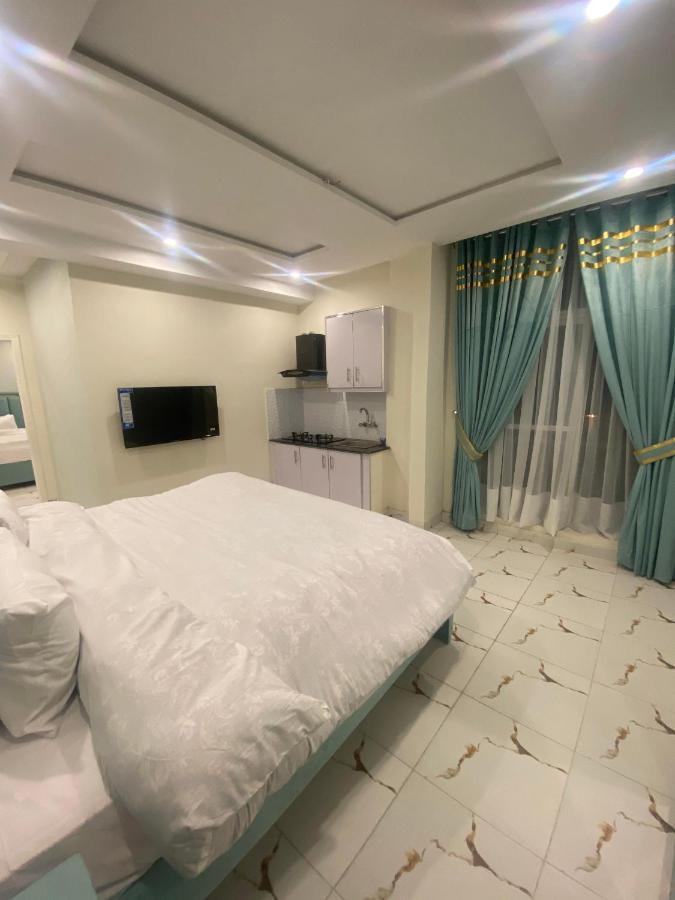 Luxe Suites Bahria Town ลาฮอร์ ภายนอก รูปภาพ